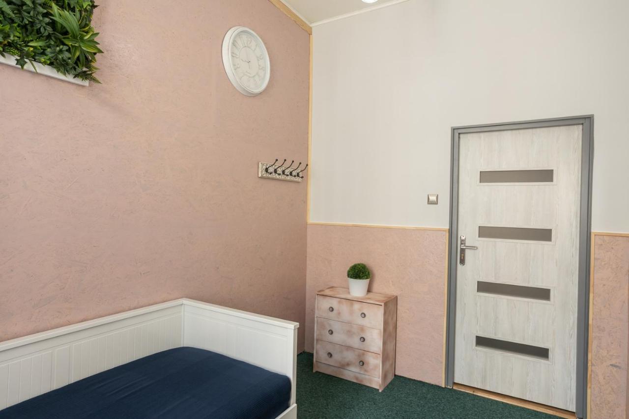 Kosciuszki Street Hostel Вроцлав Екстер'єр фото