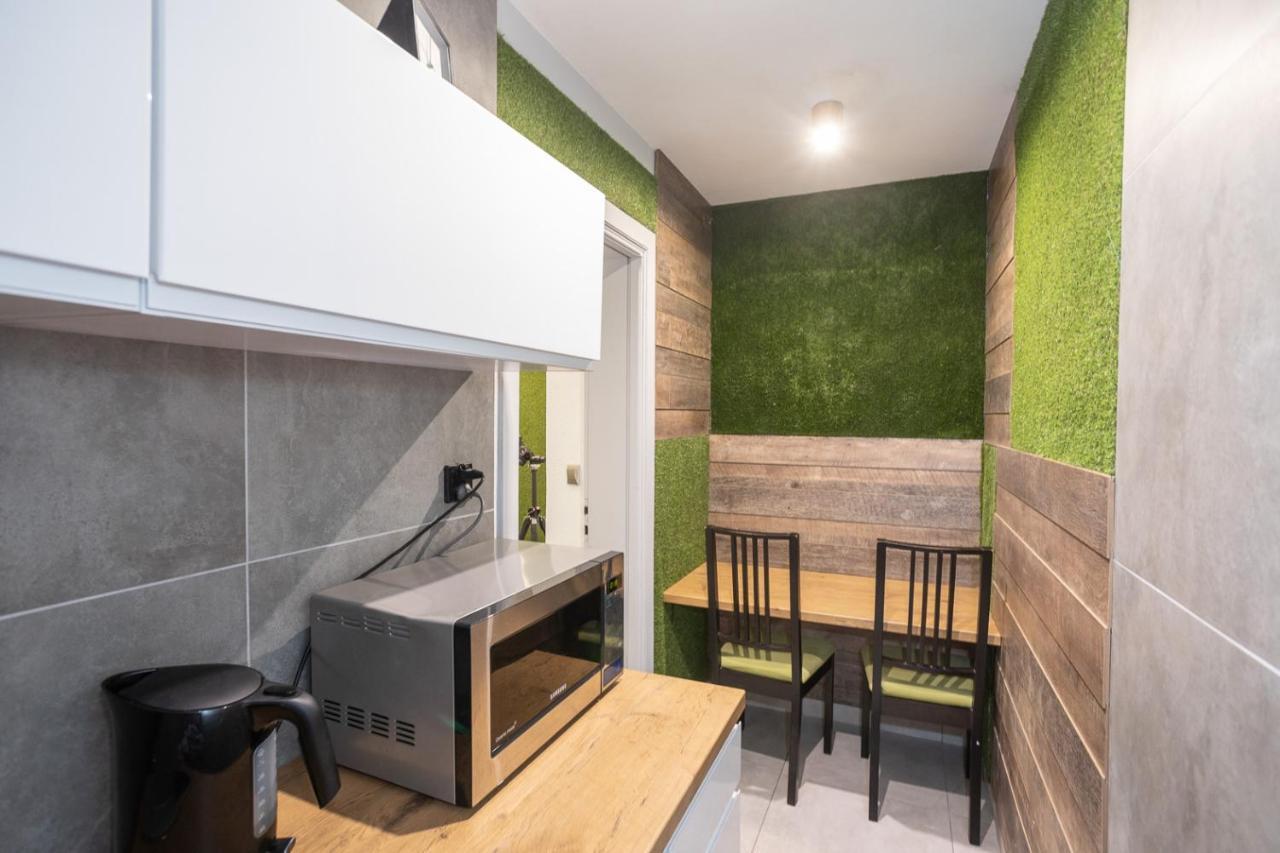 Kosciuszki Street Hostel Вроцлав Екстер'єр фото